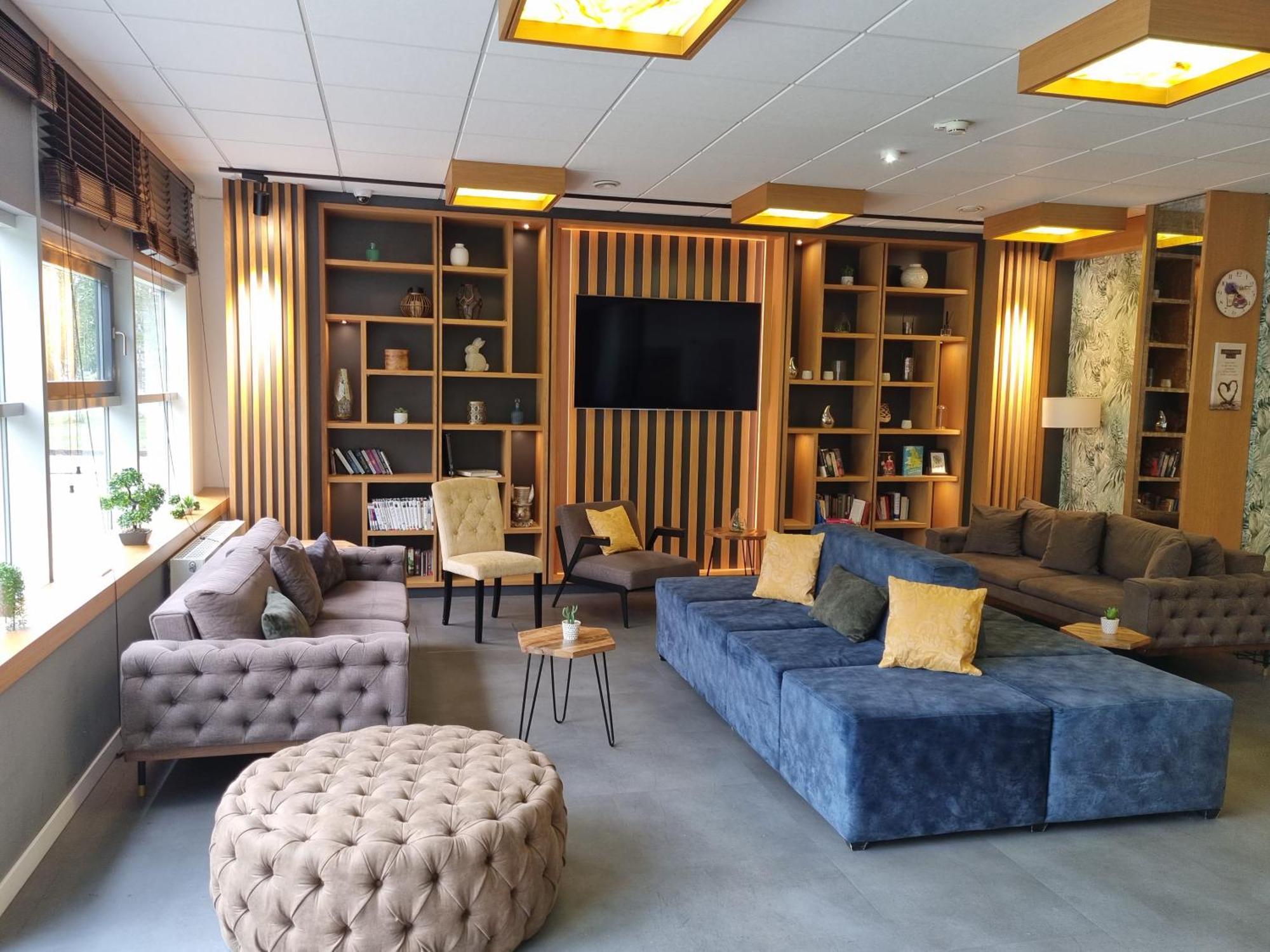 My Minga Airport Serviced Apartments Hallbergmoos Exteriör bild